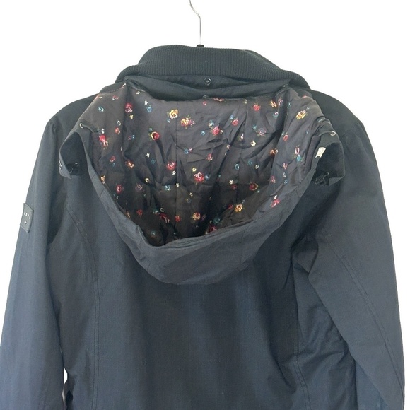 Roxy Black Slim Fit Hooded Winter Coat Jacket Winter Sport SZ Medium - Picture 9 of 14